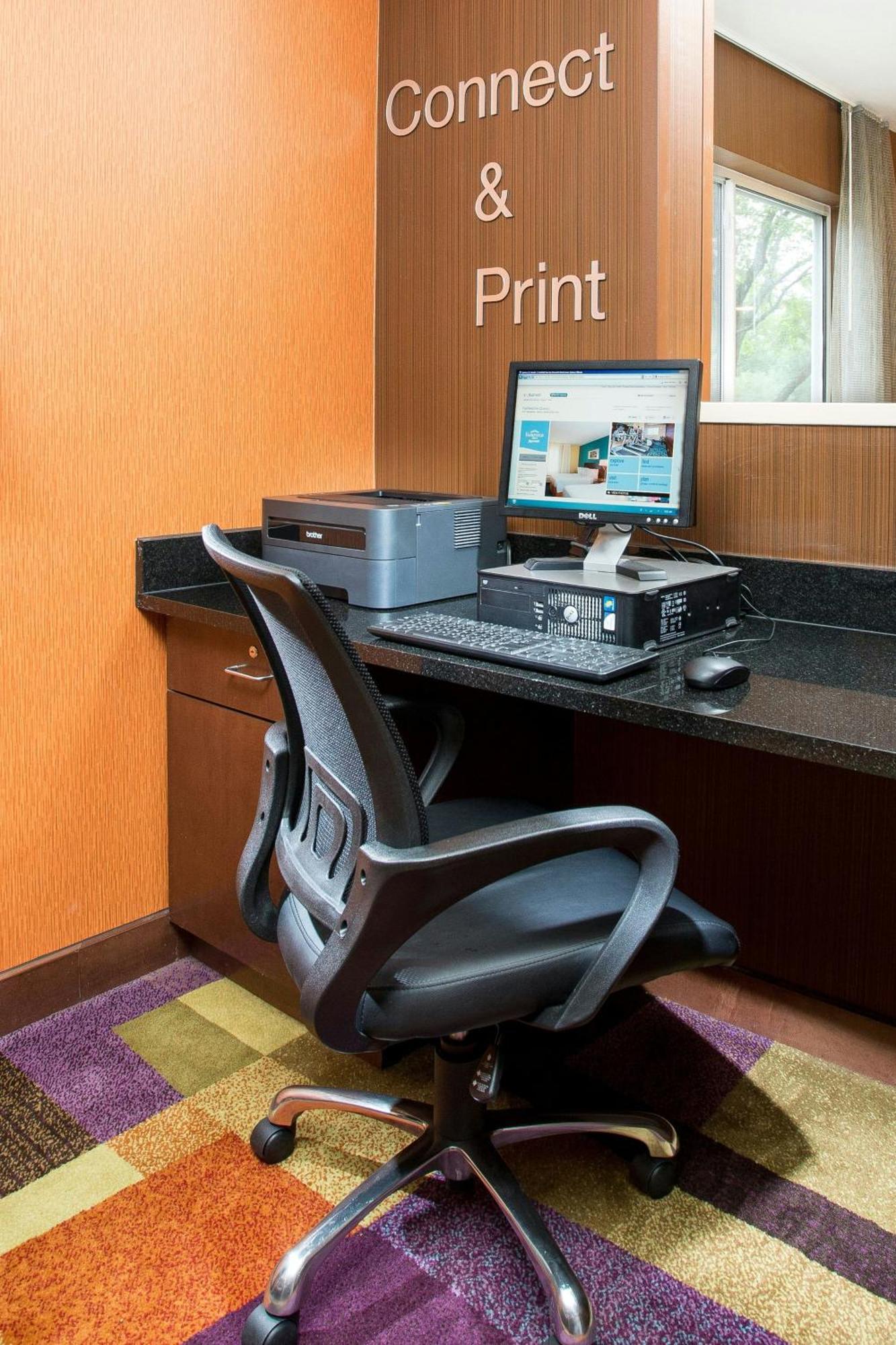 Fairfield Inn & Suites By Marriott Quincy Bagian luar foto