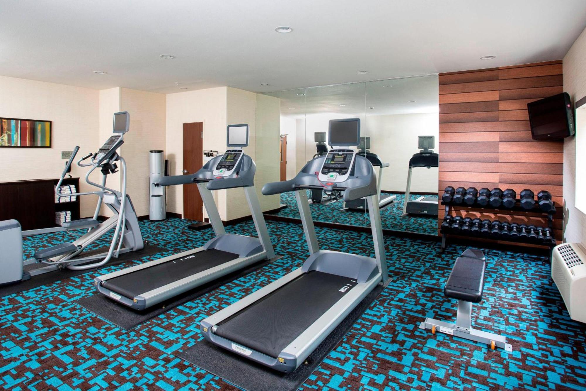 Fairfield Inn & Suites By Marriott Quincy Bagian luar foto