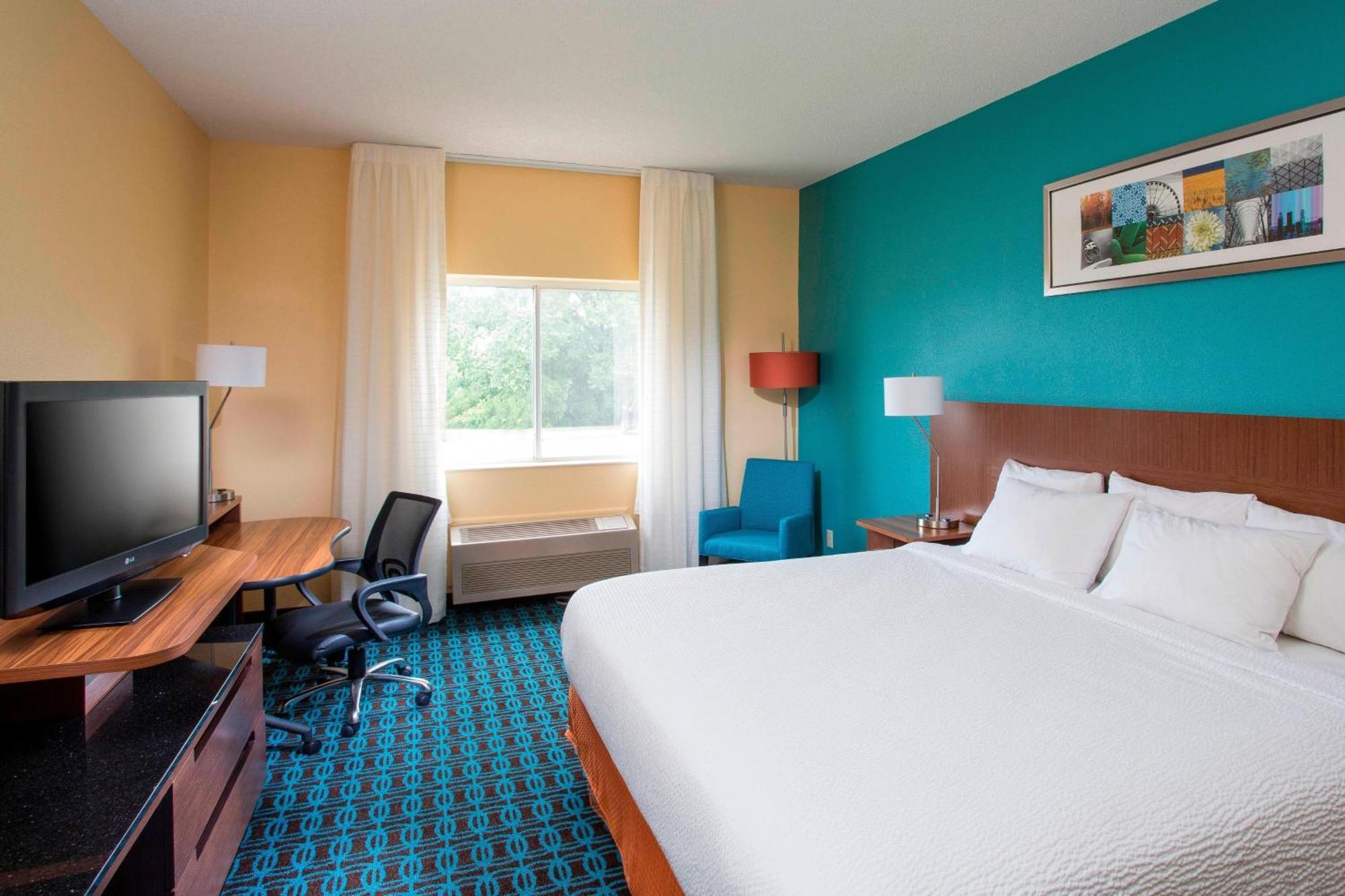 Fairfield Inn & Suites By Marriott Quincy Bagian luar foto