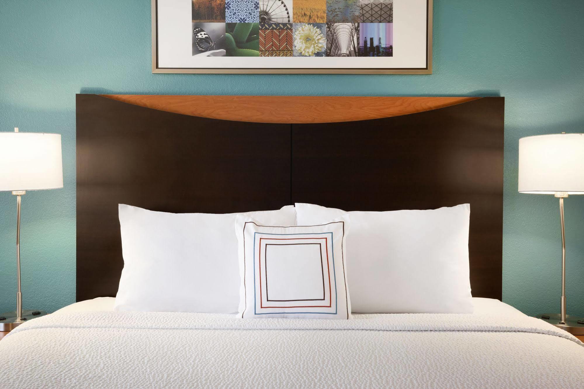 Fairfield Inn & Suites By Marriott Quincy Bagian luar foto